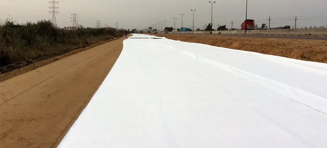 Giá Vải Địa Kỹ Thuật 25kN/m - Toàn Cảnh  Xu Hướng