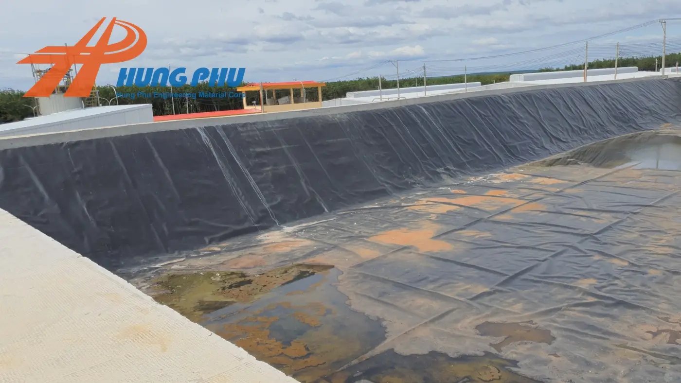 Bạt HDPE Đen - "Áo Giáp" Đa Năng Bảo Vệ Mọi Công Trình, Mùa Màng 18 Bạt HDPE Đen - "Áo Giáp" Đa Năng Bảo Vệ Mọi Công Trình, Mùa Màng