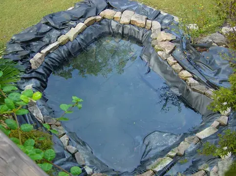 Bạt HDPE Đen - "Áo Giáp" Đa Năng Bảo Vệ Mọi Công Trình, Mùa Màng 16 Bạt HDPE Đen -