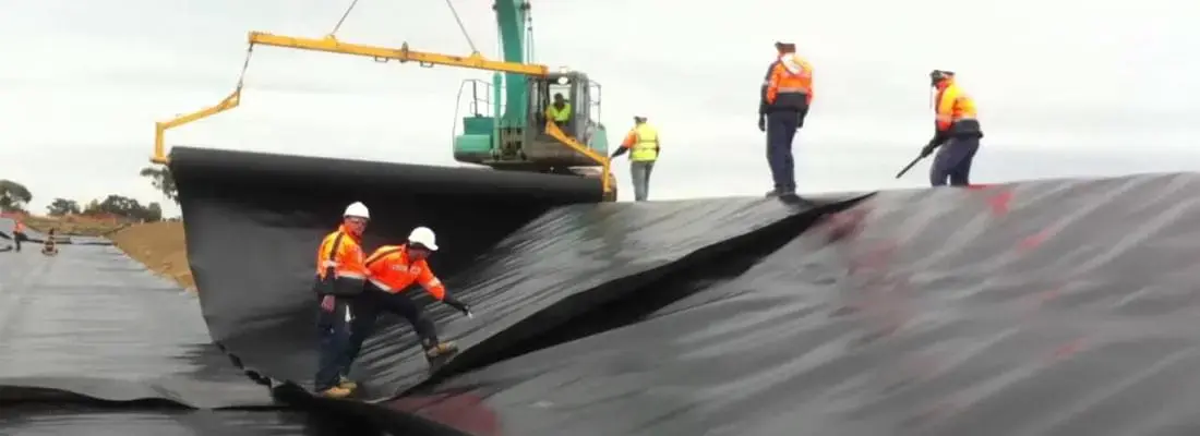 Màng Chống Thấm HDPE 0.5 mm - Lá Chắn Vững Chãi Cho Mọi Công Trình