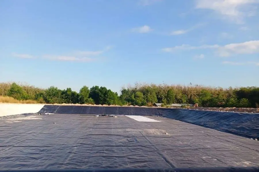 Màng HDPE 2mm - Lá Chắn Vững Chãi Cho Mọi Công Trình và Nông Nghiệp
