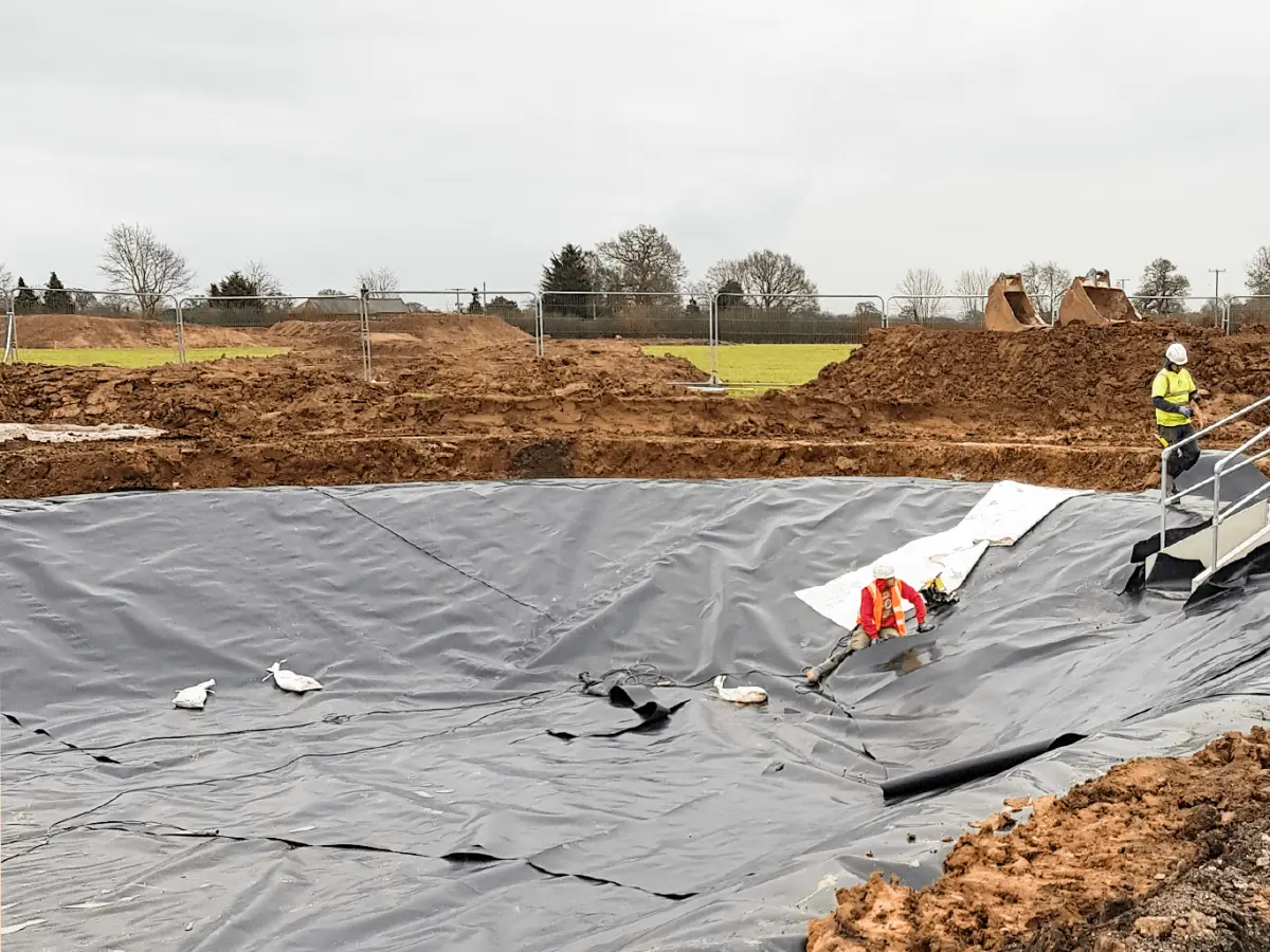 Bạt HDPE Dày 1mm - Giải Pháp Vàng Cho Mọi Công Trình