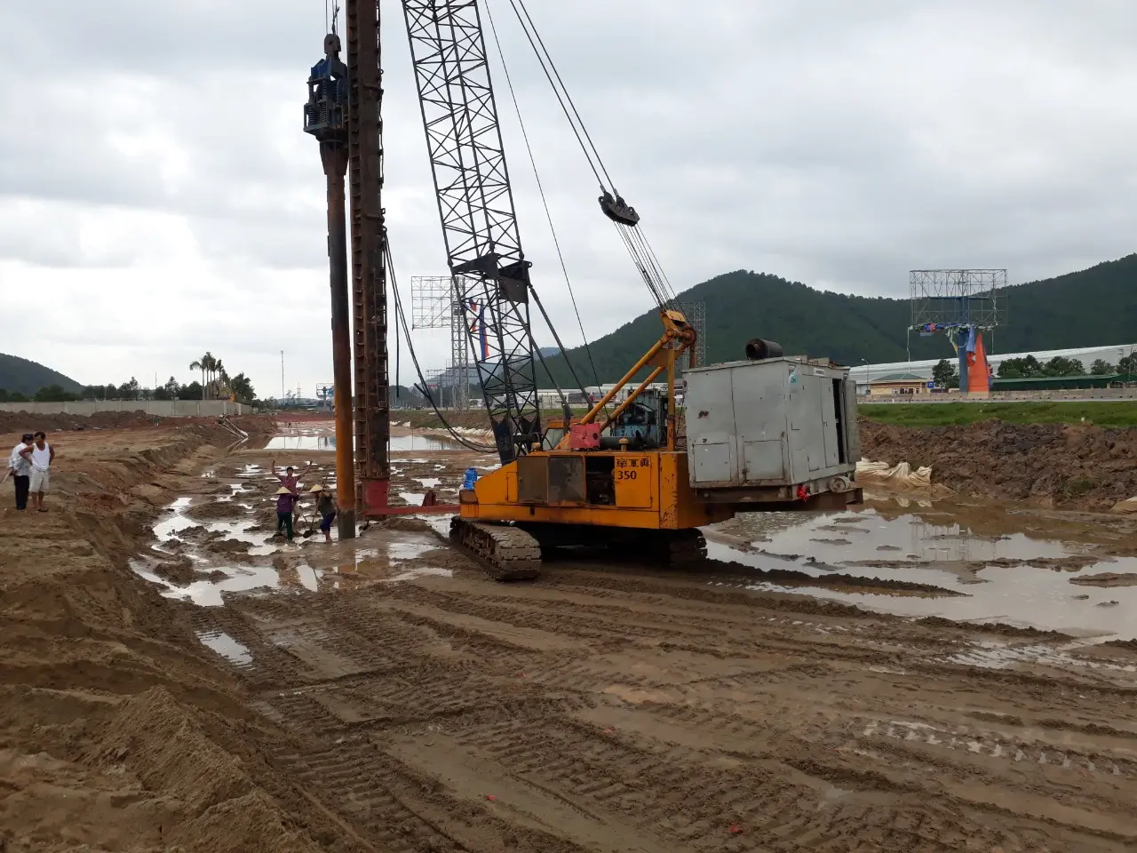 Giá Bấc Thấm Đứng - Giải Pháp Thoát Nước Thông Minh Cho Mọi Công Trình