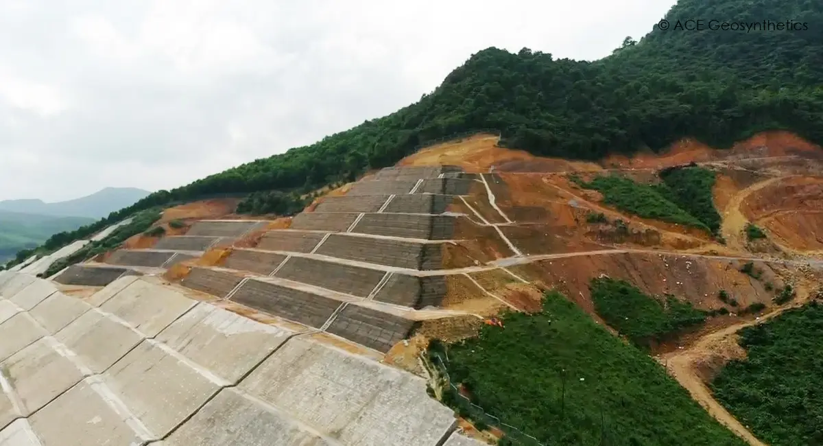 Rọ đá chống sụt trượt mái dốc - Giải pháp Xanh cho Công trình Bền vững