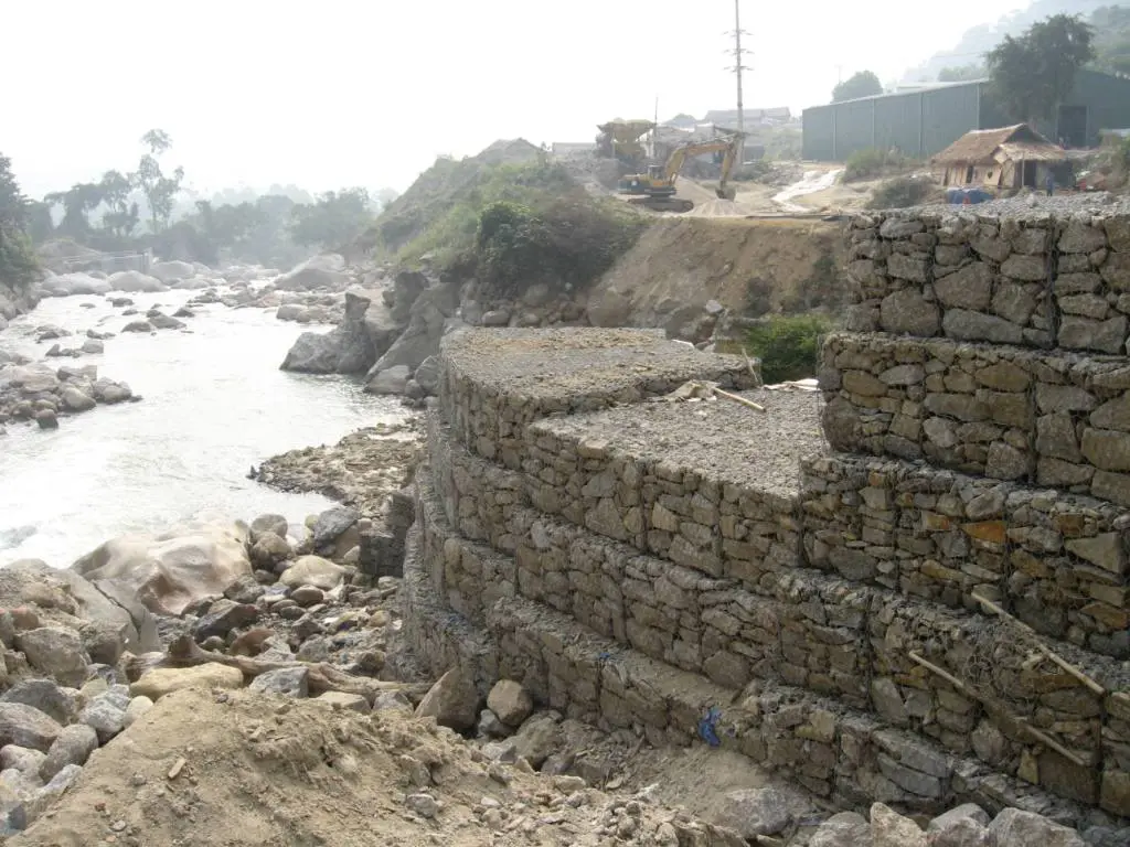 Rọ Đá Bền Bỉ - Bí Quyết Kéo Dài Tuổi Thọ Trước Môi Trường