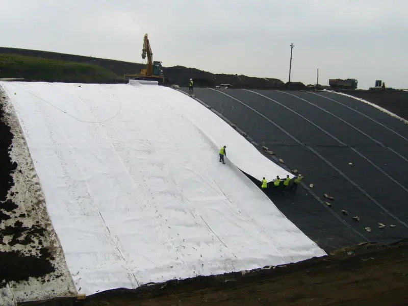 Màng Chống Thấm HDPE - Bảo Vệ Vững Chắc Cho Mọi Công Trình