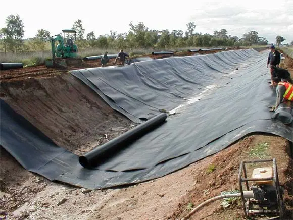 Màng chống thấm HDPE - Giải Pháp Toàn Diện Chống Mưa, Xói Mòn