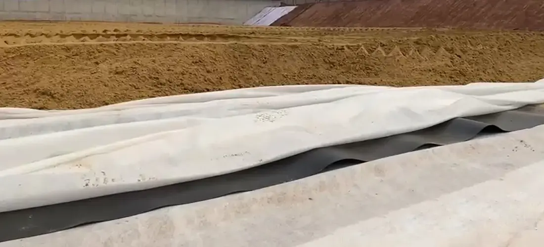 Màng Chống Thấm HDPE Tính Toán Chiều Dày - An Toàn và Hiệu Quả