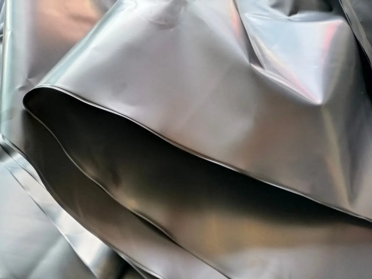 Màng Chống Thấm HDPE Tính Toán Chiều Dày - An Toàn và Hiệu Quả