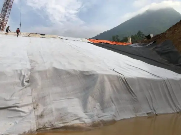 Màng Chống Thấm HDPE - Nền Tảng Vững Chắc Cho Mọi Công Trình