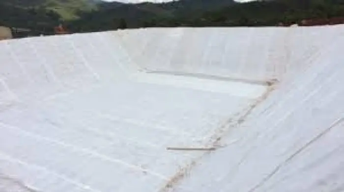 Yêu cầu về độ bền kháng tia cực tím của vải địa kỹ thuật không dệt 12 Yêu Cầu Vải Địa Kỹ Thuật - Kháng UV, Bền Vững Xây Dựng