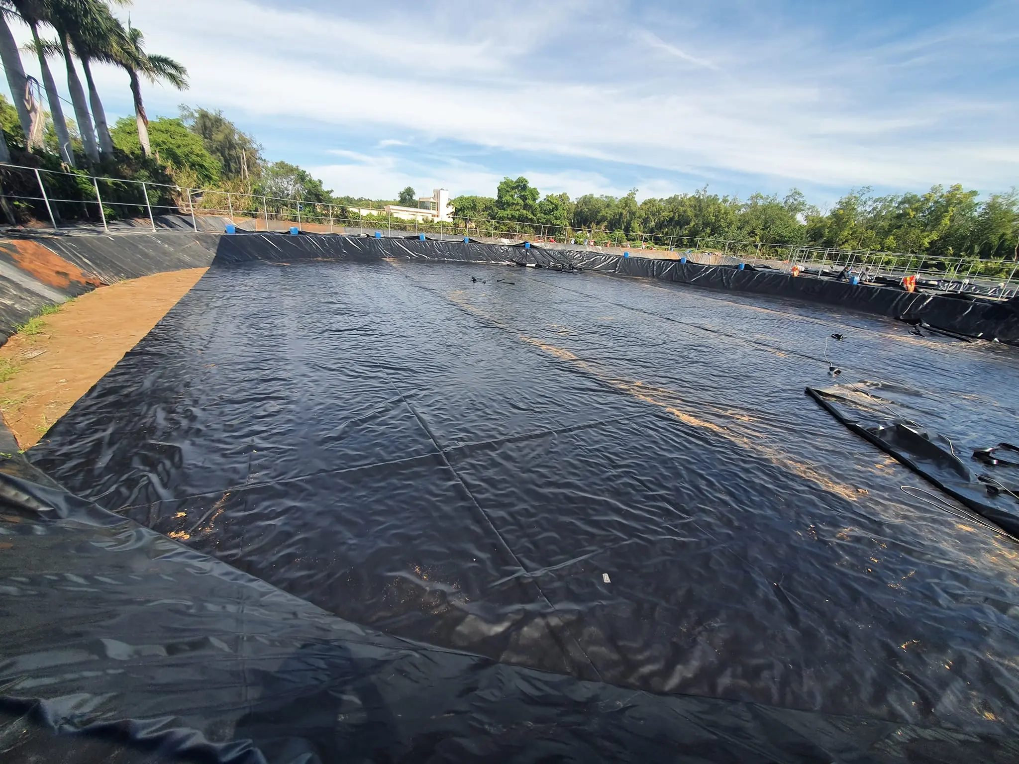 Bạt HDPE cho hồ điều hòa nước - Giải pháp tối ưu cho quản lý tài nguyên nước
