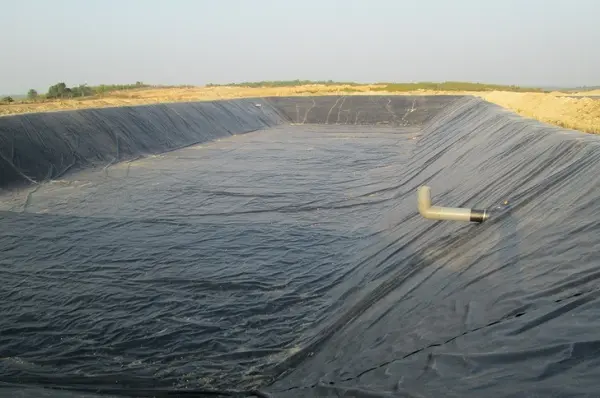 Màng HDPE Ngăn Thẩm Thấu Chất Ô Nhiễm - Giải Pháp Xanh Cho Tương Lai