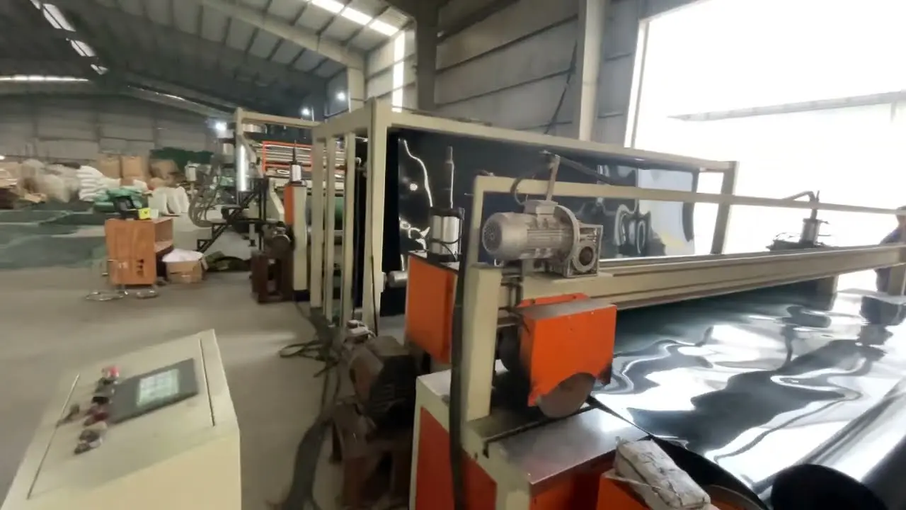 Màng HDPE Ngăn Thẩm Thấu Chất Ô Nhiễm - Giải Pháp Xanh Cho Tương Lai