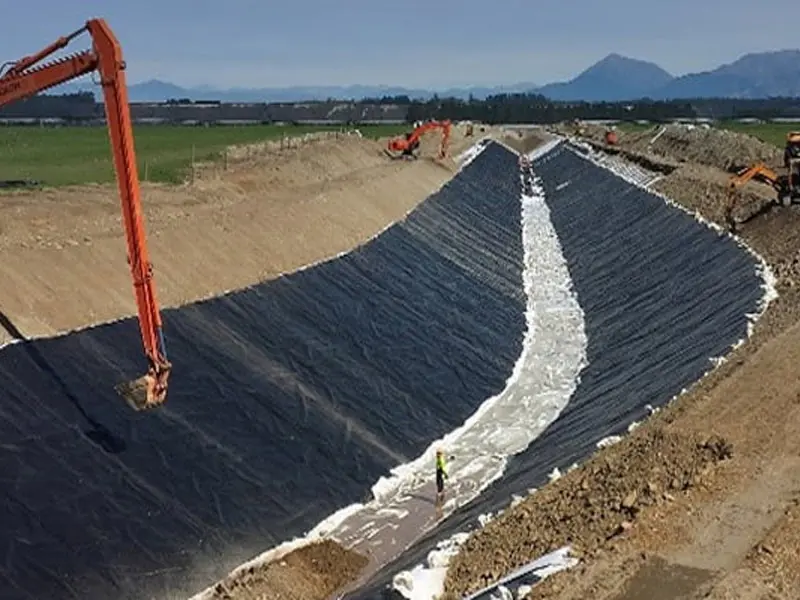 Màng chống thấm HDPE cho đập đất nhỏ - Giải pháp bền vững cho tương lai