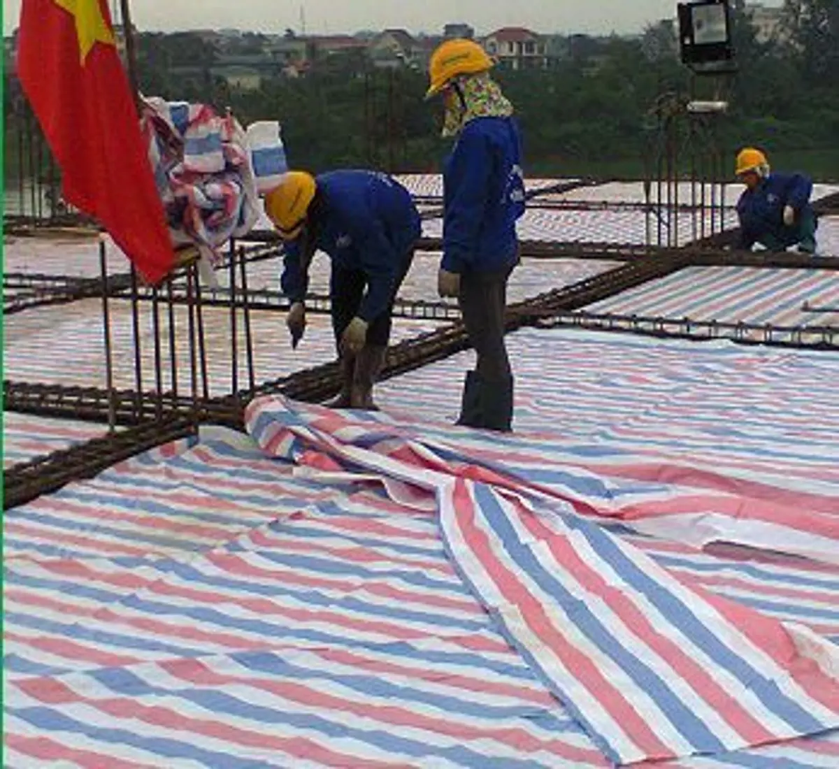 Bạt Lót Bê Tông - Thành Phần Không Thể Thiếu Trong Các Công Trình Xây Dựng Hiện Đại