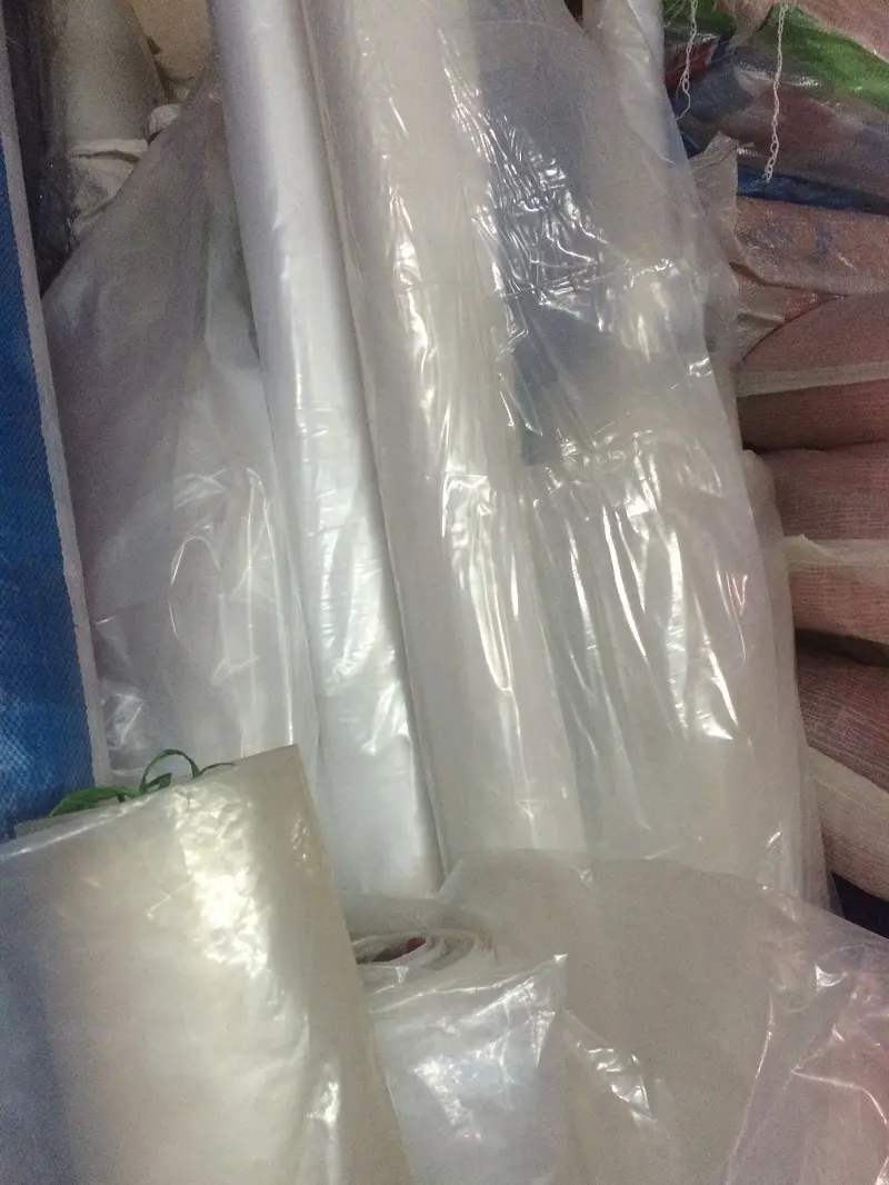 Bạt lót sàn đổ bê tông màu trắng - Sản phẩm không thể thiếu trong ngành xây dựng hiện đại