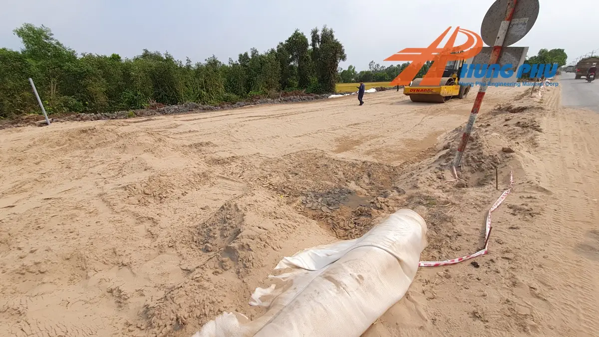 Tính toán lớp vải địa kỹ thuật không dệt trong móng đường - Giải pháp tối ưu cho công trình bền vững