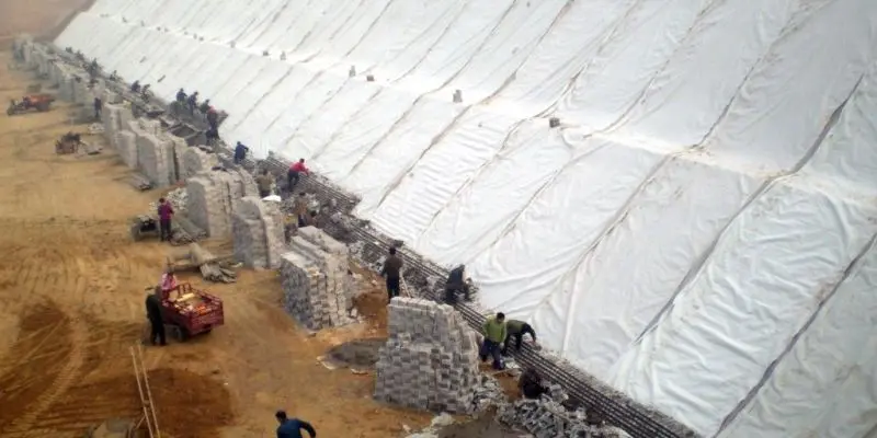 Kiểm tra độ thấm nước của vải địa kỹ thuật - Tầm quan trọng và các phương pháp chính xác