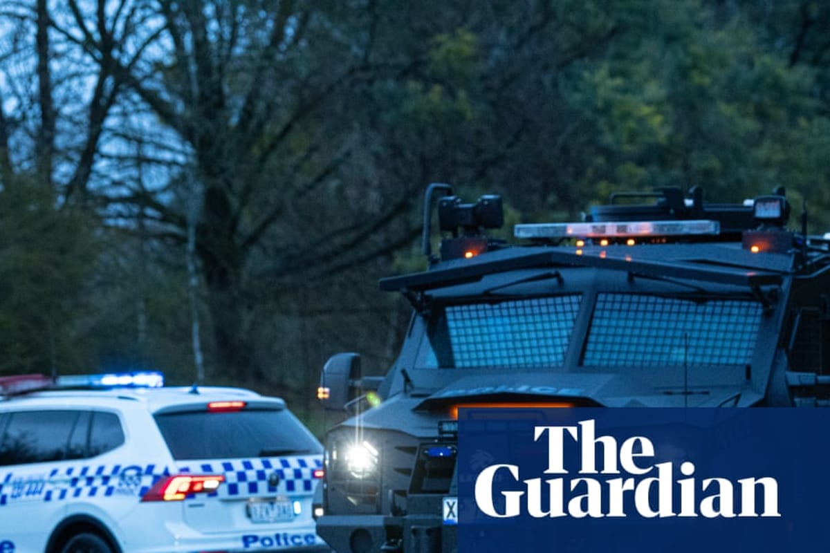 Porepunkah Manhunt: Wife, Teen Released as Storm Hits