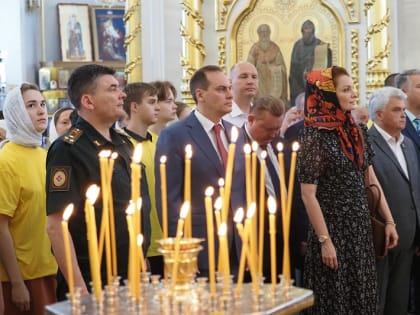 Артём Здунов принял участие в праздничной Божественной Литургии