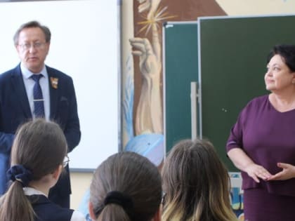 Наталья Долматова рассказала гимназистам Саранска о работе парламентского корпуса