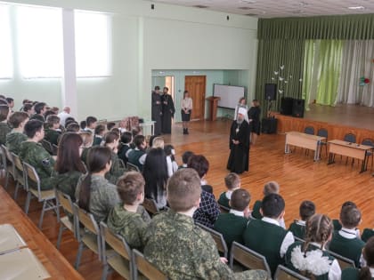 Митрополит Зиновий встретился с учениками 36 школы