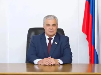 Владимир Чибиркин пожелал работникам ЖКХ безаварийной работы и производственных успехов