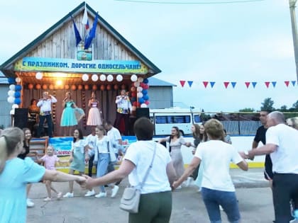 Мордовские артисты преподнесли юбилейный презент нижегородским сельчанам