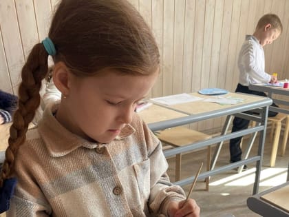 Открытки к празднику Благовещения Пресвятой Богородицы смастерили в Воскресной школе при храме иконы Божией Матери «Неупиваемая Чаша»