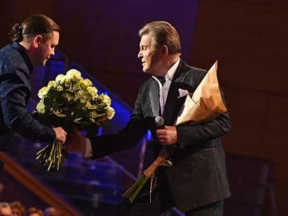 Лев Лещенко выступил в Перми с хип-хоп исполнителем Loc-Dog