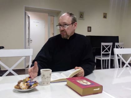 Участники клуба Евангельских чтений снова встретились для изучения книги Деяний святых апостолов