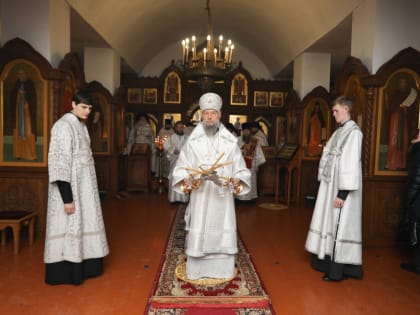 Митрополит Зиновий возглавил Божественную Литургию в Иоанно-Богословской обители