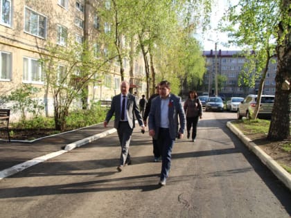 Сергей Вдовин проверил качество благоустройства дворовых территорий в Ленинском районе Саранска