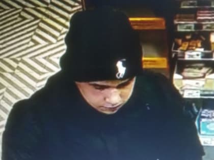 Парень в Мордовии за несколько минут обокрал супермаркет на 15 тысяч рублей 