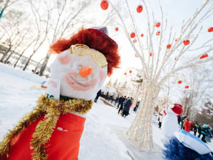 В Новосибирске установлен рекорд по количеству снежных баб