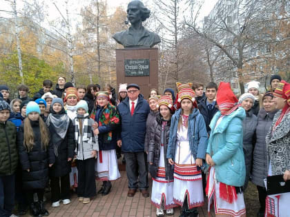 Ульяновцы отметили день рождения Степана Эрьзи