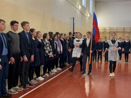 Торжественное мероприятие поднятия Государственного Флага Российской Федерации в Баевской СОШ Ардатовского района