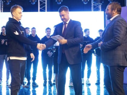 Футболистам МГПУ вручили значки КМС