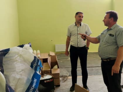 Владимир Голубев ознакомился с ходом капитального ремонта в Ардатовской СОШ