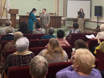 В Большом зале Администрации Октябрьского района г.о. Саранск состоялся праздничный концерт с участием артистов Дворца культуры, посвященный Дню матери