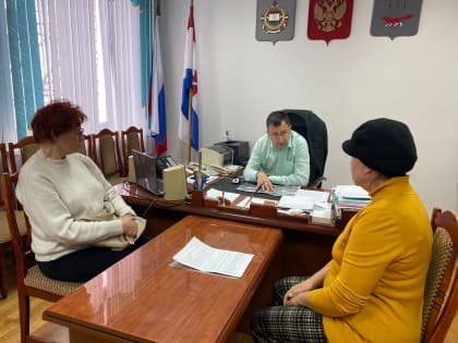 В День Конституции Российской Федерации в Администрации Ленинского района состоялся прием граждан