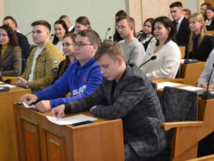 Молодежь Мордовии готовит новые законодательные инициативы