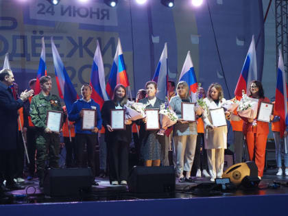 Владимир Чибиркин – участникам молодежного фестиваля творческих сообществ: «Победа будет за нами!»