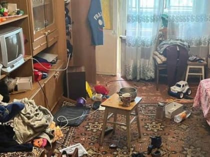 В Рузаевке в подъезде нашли двухлетнего малыша без одежды