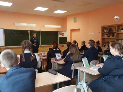 В Саранской СОШ №2 им.Героя Советского Союза П.И.Орлова прошел открытый урок «В чем смысл человеческой жизни»