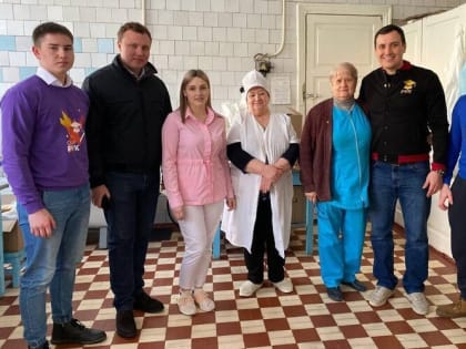 Делегация Саранского кооперативного института доставила гуманитарную помощь в ЛНР 