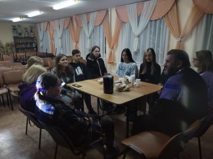 Молодёжный отдел Ардатовской епархии провел встречу с молодёжным активом в рамках проекта «Движение Первых»