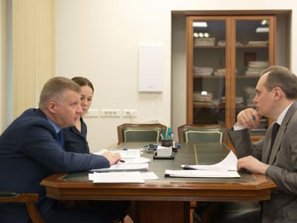 Артём Здунов обсудил с заместителем Министра просвещения РФ Андреем Николаевым капремонт и строительство школ в Мордовии