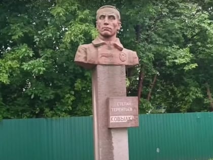 Что общего у помещика Арапова, художника Сычкова и революционера Ковылкина? 